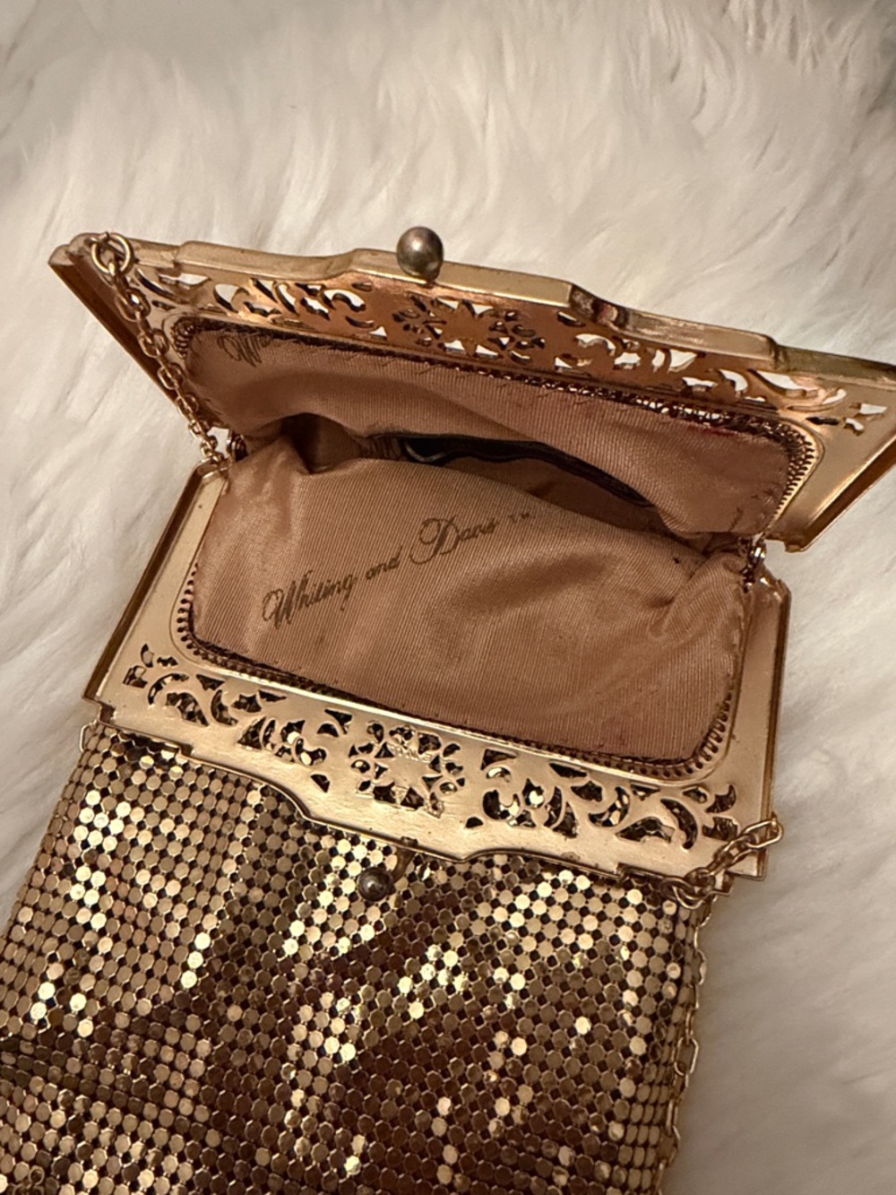 Vintage Whiting and Davis Gold Mesh Fringe purse in mint condition - Picture 3 of 3